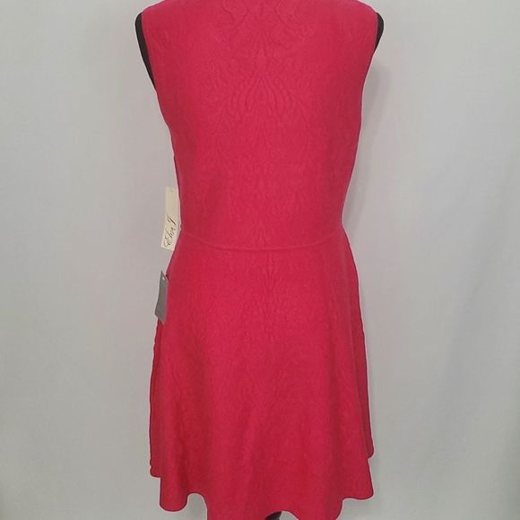NWT Eliza J Fit and Flare Fuschia Dress with Floral Imprinting SIZE L (D… - Picture 7 of 7